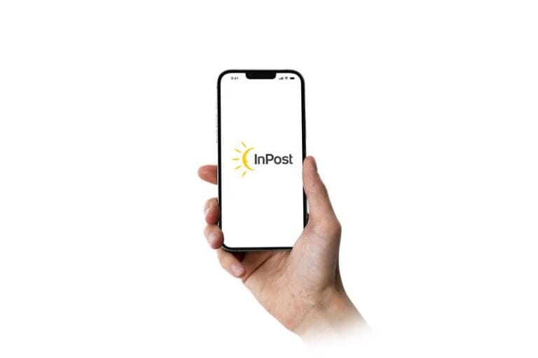 Inpost case study mobile phone illustration Inpost mobile app screenshot